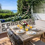 House With Private Garden In Peaceful Area Close To Everything - Magnolia Casa de Férias