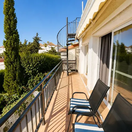 House With Private Garden In Peaceful Area Close To Everything - Magnolia بيت للعطل ماربيا