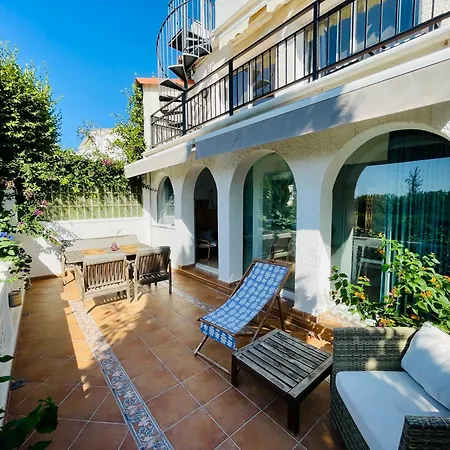 Costabella House - Tatil Evi Marbella